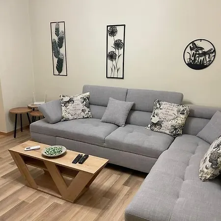 Chill N Play Apartment *